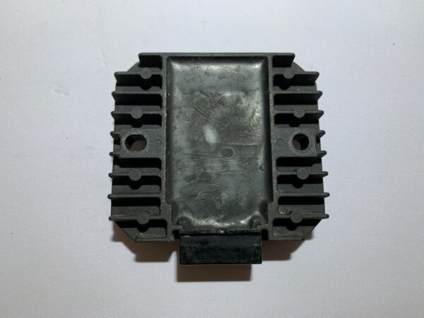 régulateur de tension kawasaki zx6r ninja (1995 - 1997) – Image 6