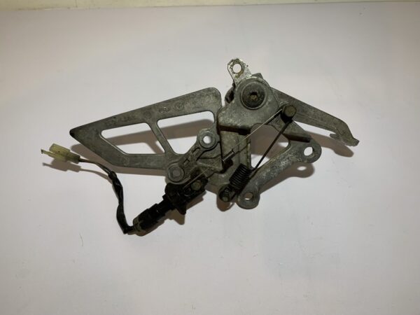 platine repose pied avant droite kawasaki zx6r ninja (1995 - 1997) – Image 10