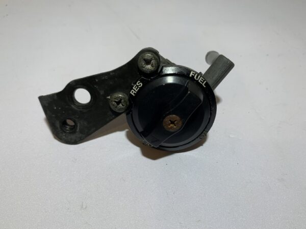robinet d'essence kawasaki zx6r ninja 1995 - 1997