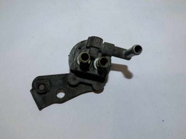 robinet d'essence kawasaki zx6r ninja 1995 - 1997 – Image 4