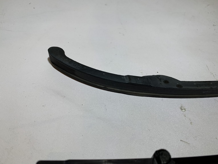 patin guide chaine de distribution yamaha tmax 500 (2004 - 2007) – Image 11