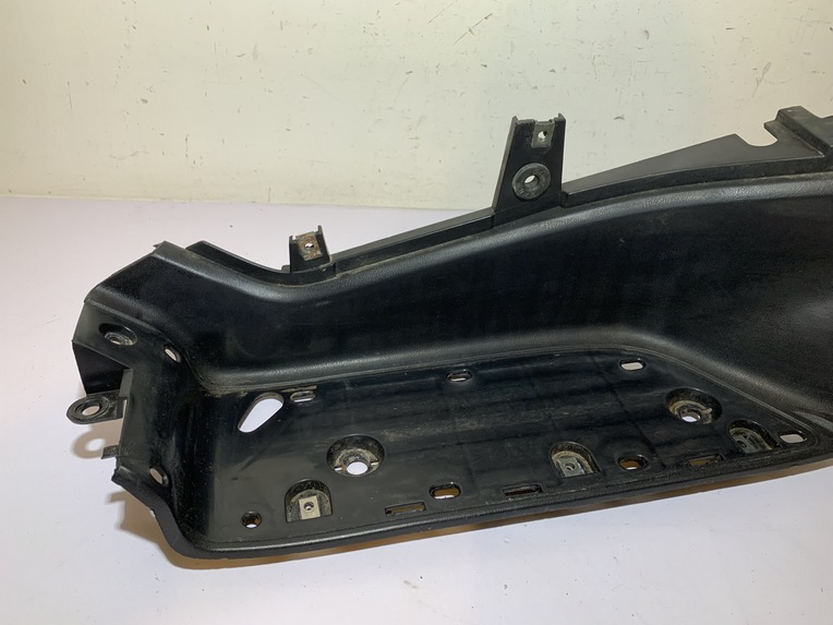 marche pied gauche yamaha tmax 500 (2001 - 2007) – Image 3