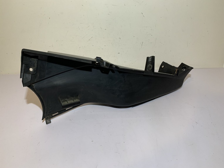 marche pied gauche yamaha tmax 500 (2001 - 2007) – Image 5