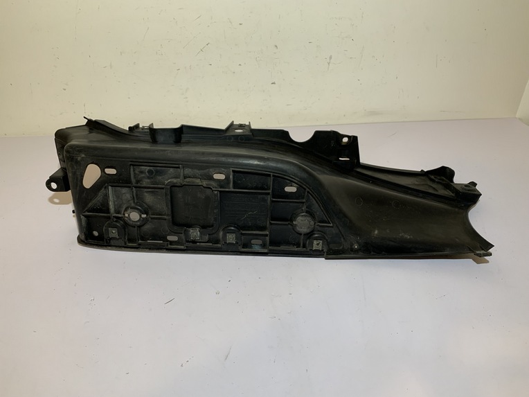 marche pied gauche yamaha tmax 500 (2001 - 2007) – Image 6