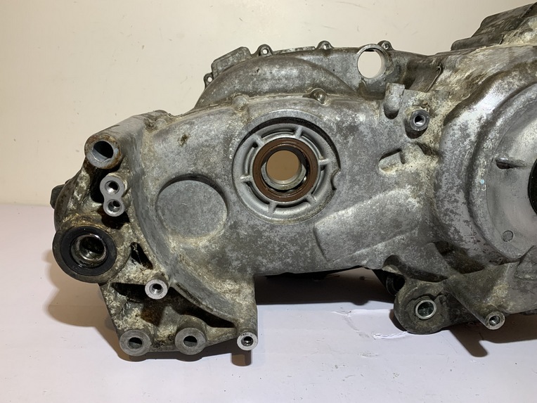 carter moteur yamaha tmax 500 (2004 - 2007) – Image 12