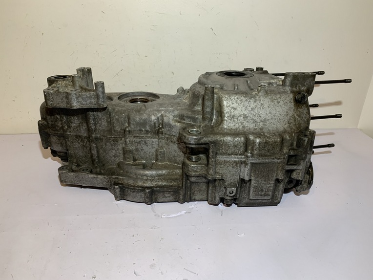 carter moteur yamaha tmax 500 (2004 - 2007) – Image 16