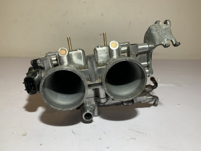 corp de papillon injection yamaha tmax 500 (2004 - 2007) – Image 3