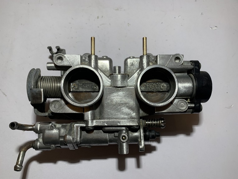 corp de papillon injection yamaha tmax 500 (2004 - 2007) – Image 8