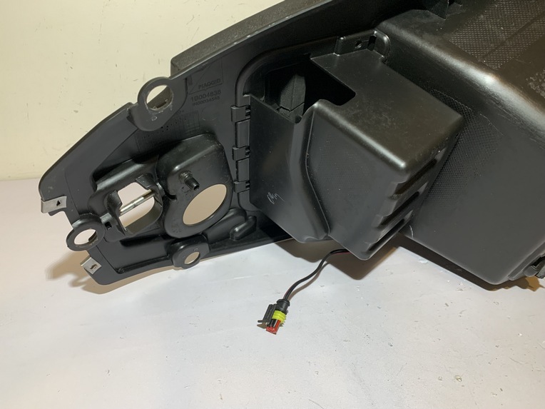 coffre de selle piaggio typhoon 50 (2018 - 2021) – Image 7