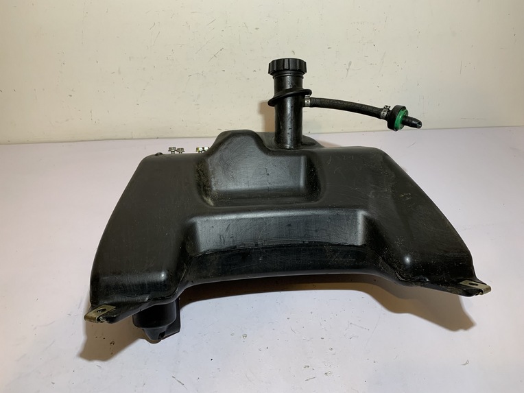 réservoir essence piaggio typhoon 50 (2018 - 2021) – Image 4