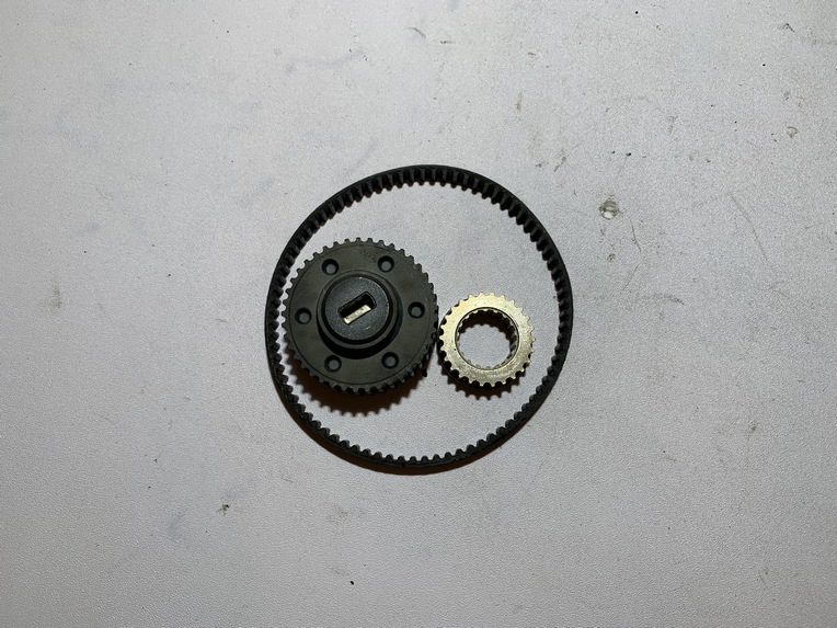 pignon courroie pompe à huile piaggio typhoon 50