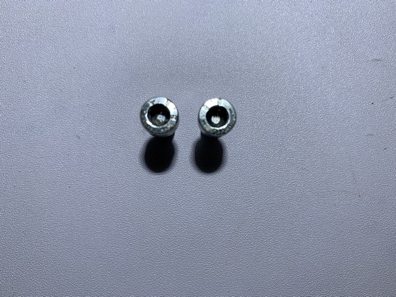 vis de fixation pompe à huile mbk nitro / booster – Image 2