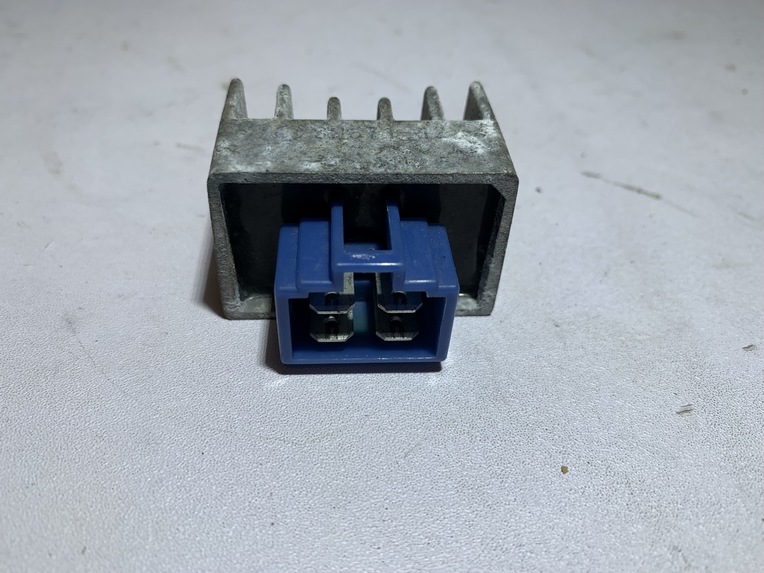 régulateur de tension mbk stunt – Image 2