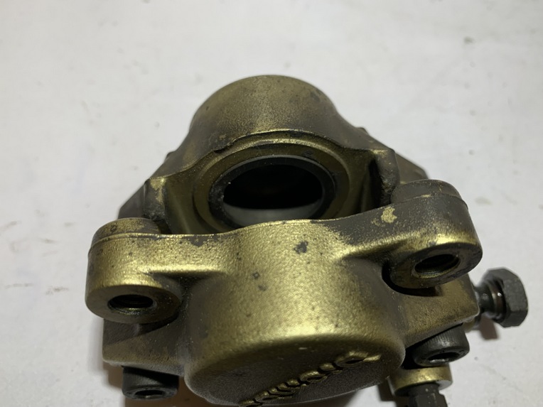 étrier de frein avant mbk stunt – Image 9