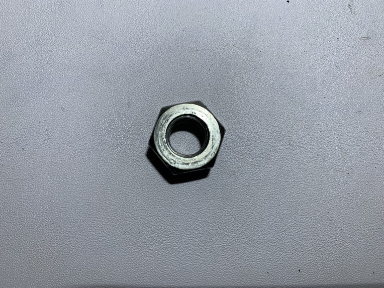 écrou de variateur mbk nitro / booster – Image 5