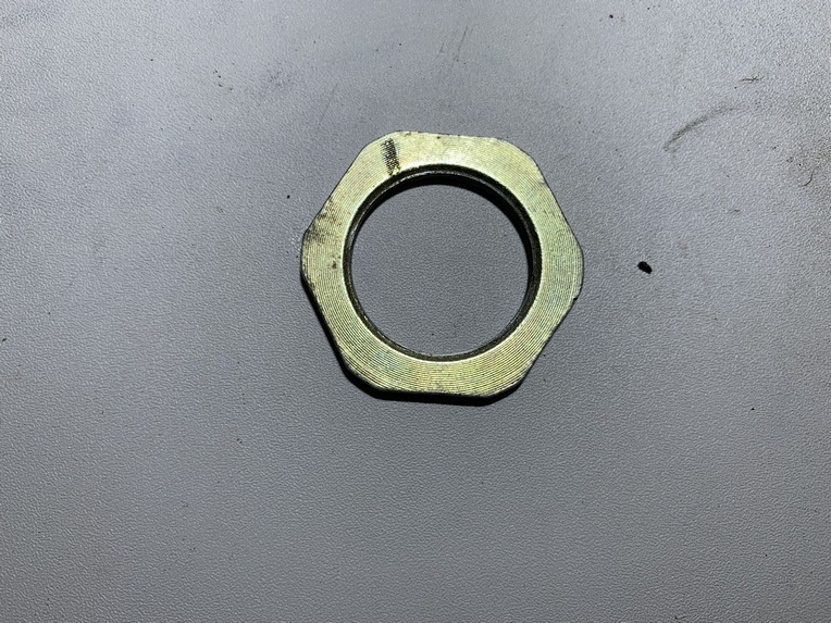 écrou d'embrayage mbk nitro / booster – Image 4