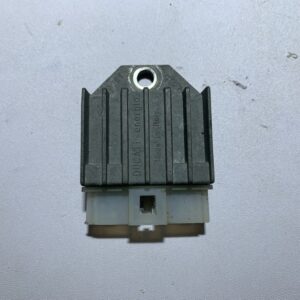 régulateur de tension mbk booster avant 2004