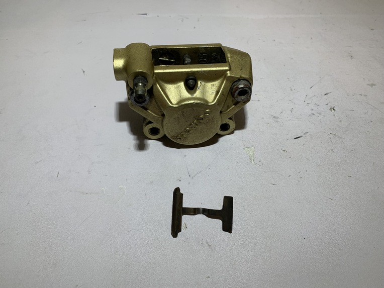 étrier de frein avant mbk stunt