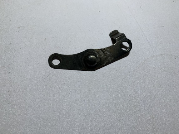 patte de fixation de démarreur mbk nitro / ovetto 50